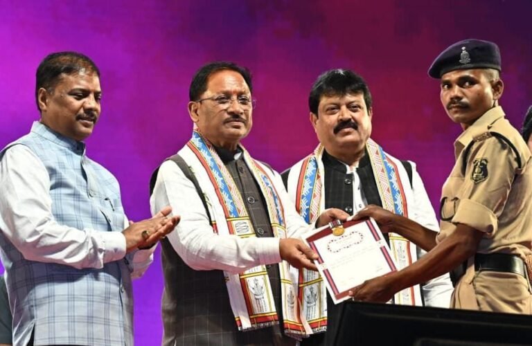 WhatsApp Image 2025-11-04 at 23.36.36