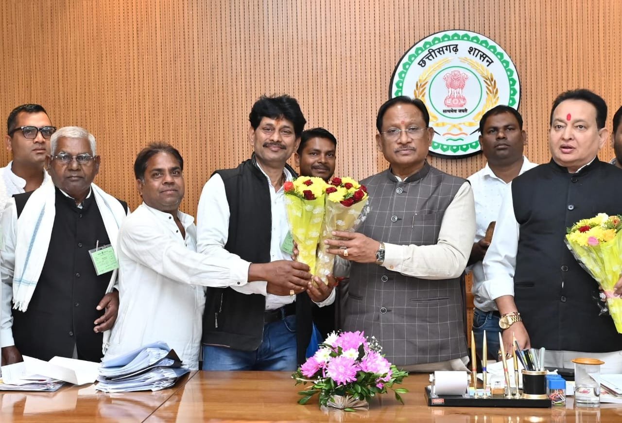 WhatsApp Image 2025-12-15 at 17.35.52