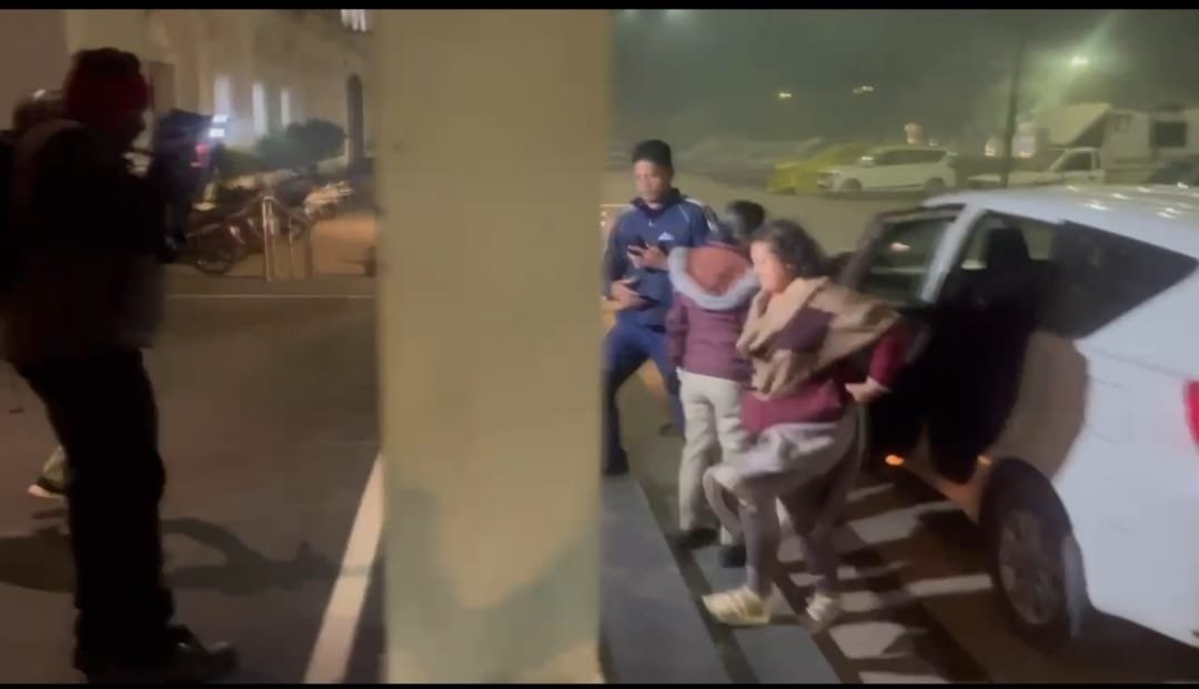 WhatsApp Image 2025-12-16 at 23.25.10 (1)